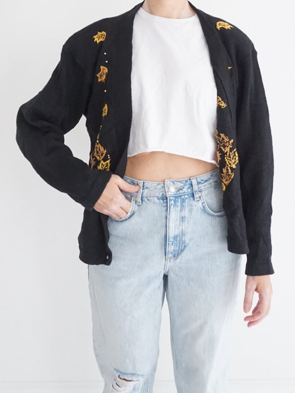 Vintage Worthington Black Gold Rose Floral Leaf Embroidered Knit Cardigan M